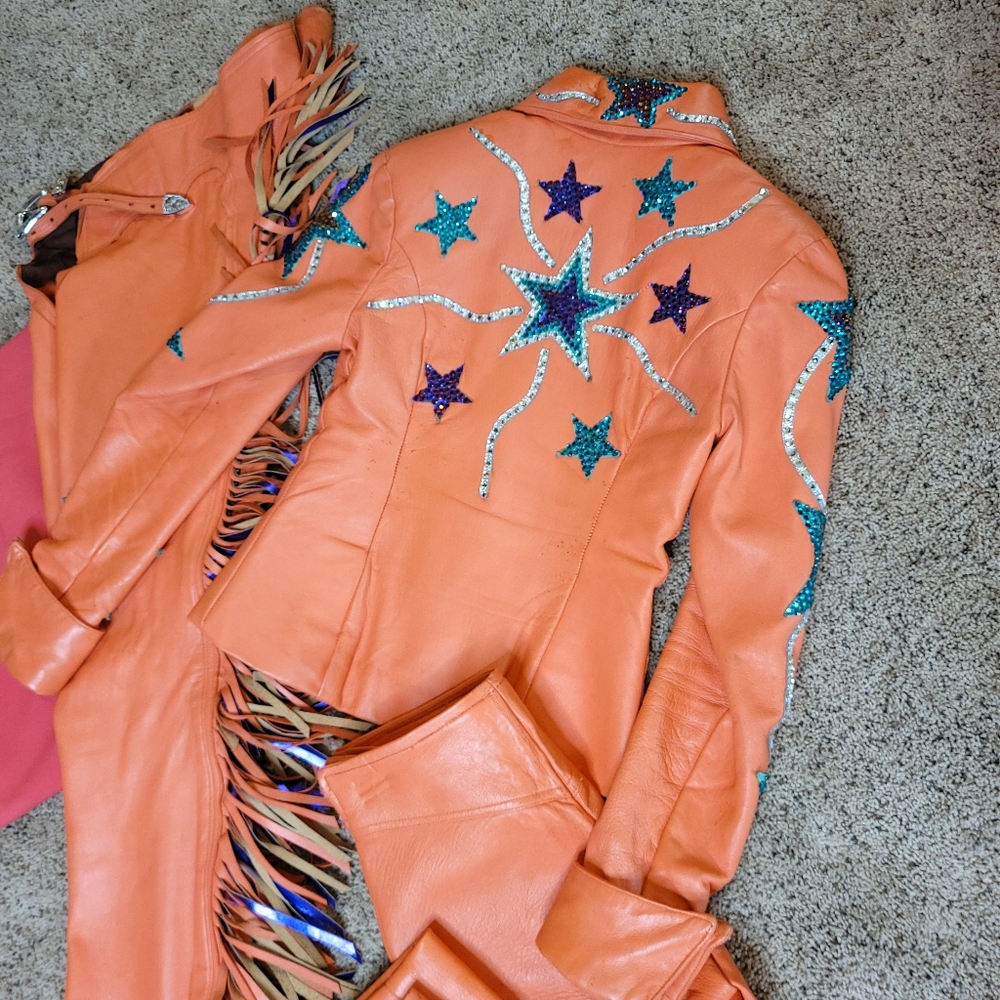 SOLD 4 piece horse show jacket chaps pants. - Picture 15 of 16